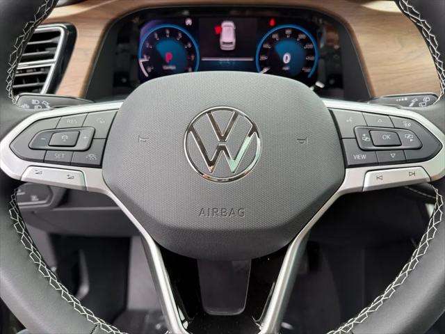 2026 Volkswagen Atlas SE with Technology