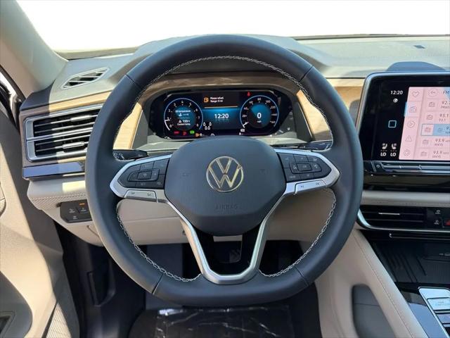 2026 Volkswagen Atlas SE with Technology