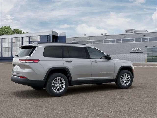 2026 Jeep Grand Cherokee L Laredo 4x2