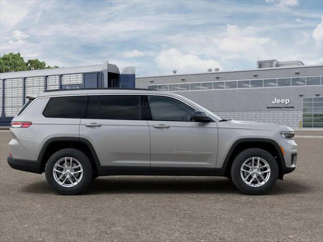 2026 Jeep Grand Cherokee L Laredo 4x2