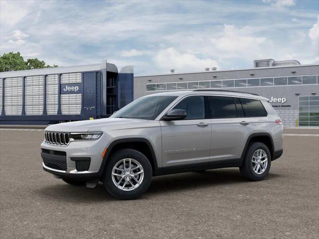 2026 Jeep Grand Cherokee L Laredo 4x2