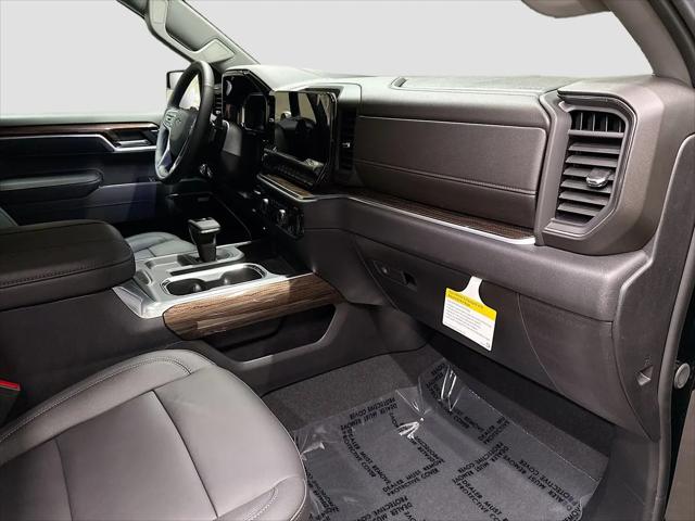 2026 Chevrolet Silverado 1500 4WD Crew Cab Standard Bed RST
