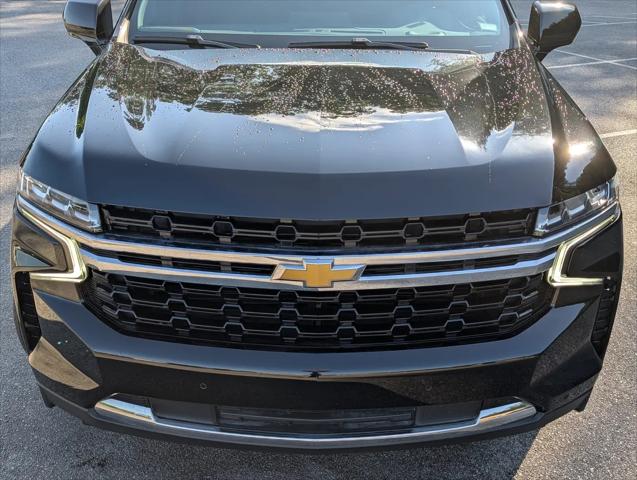 2024 Chevrolet Suburban 2WD LS
