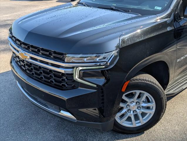 2024 Chevrolet Suburban 2WD LS