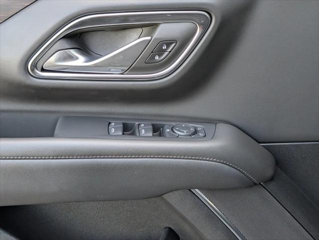 2024 Chevrolet Suburban 2WD LS
