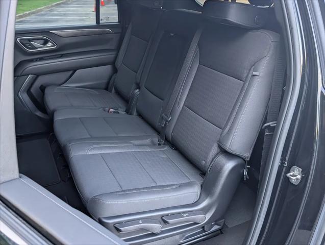 2024 Chevrolet Suburban 2WD LS