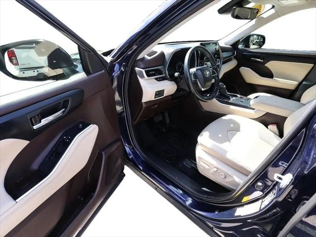 2021 Toyota Highlander Hybrid XLE