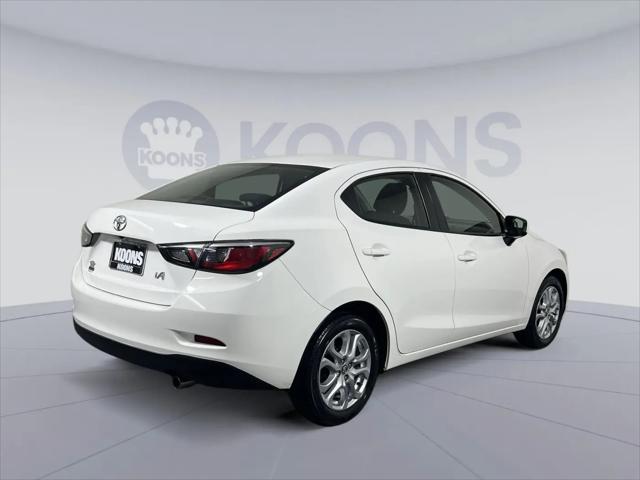 2017 Toyota Yaris iA Base