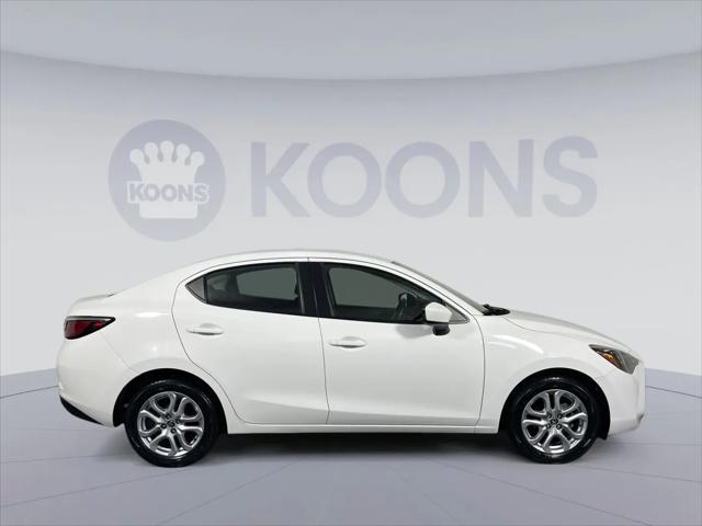 2017 Toyota Yaris iA Base