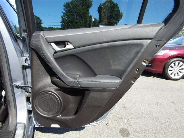 2011 Acura TSX 5-Speed AT