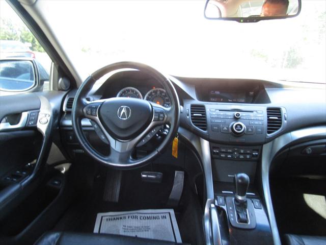 2011 Acura TSX 5-Speed AT