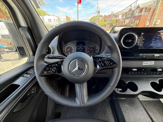 2025 Mercedes-Benz Sprinter 2500 High Roof 4-Cyl Diesel
