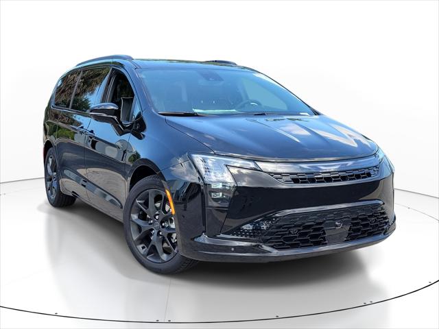 2027 Chrysler Pacifica Limited for sale in Sarasota, FL