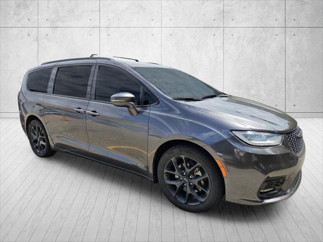 2021 Chrysler Pacifica Touring L for sale in Fayetteville, NC