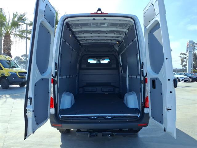 2026 Mercedes-Benz Sprinter 2500 Standard Roof 4-Cyl Diesel