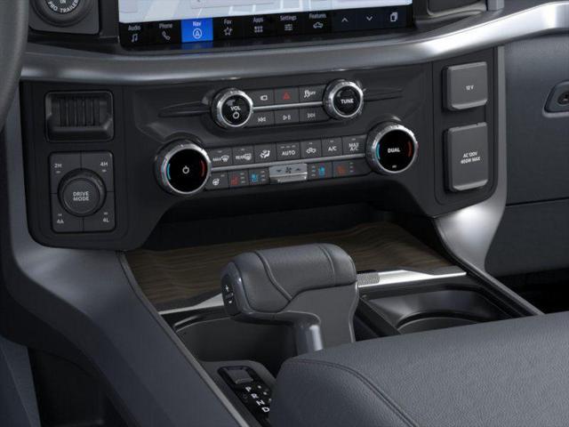 2025 Ford F-150 Lariat - Photo 15