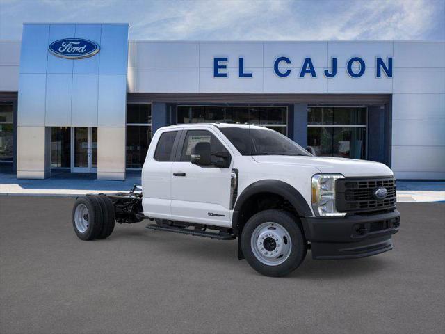 2025 Ford F-450 Super Duty Chassis Cab XL - Photo 7