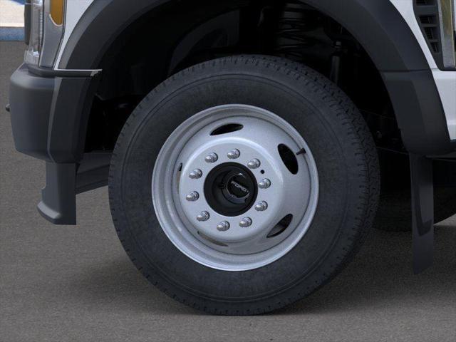 2025 Ford F-450 Super Duty Chassis Cab XL - Photo 19