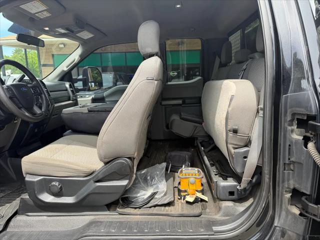2019 Ford F-550 LARIAT 4WD SuperCab 168"" WB 60"" CA