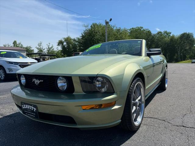 2005 Ford Mustang GT CONVERTIBLE 5 SPEED 14K MILES!!