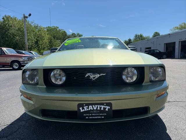 2005 Ford Mustang GT CONVERTIBLE 5 SPEED 14K MILES!!