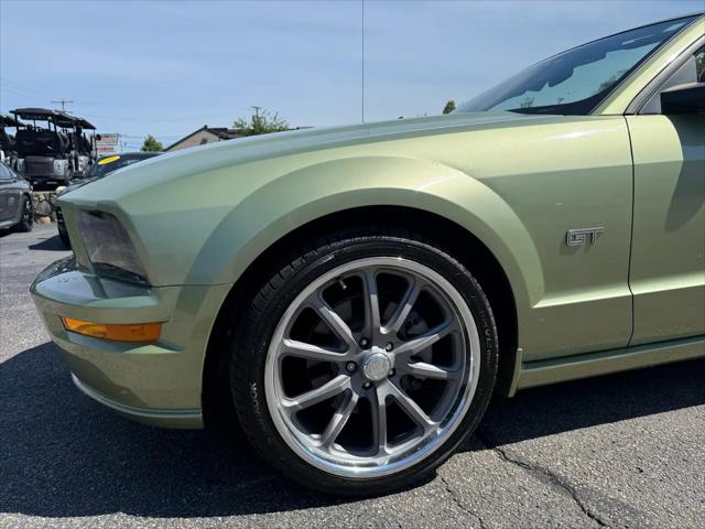 2005 Ford Mustang GT CONVERTIBLE 5 SPEED 14K MILES!!