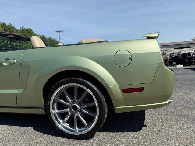 2005 Ford Mustang GT CONVERTIBLE 5 SPEED 14K MILES!!