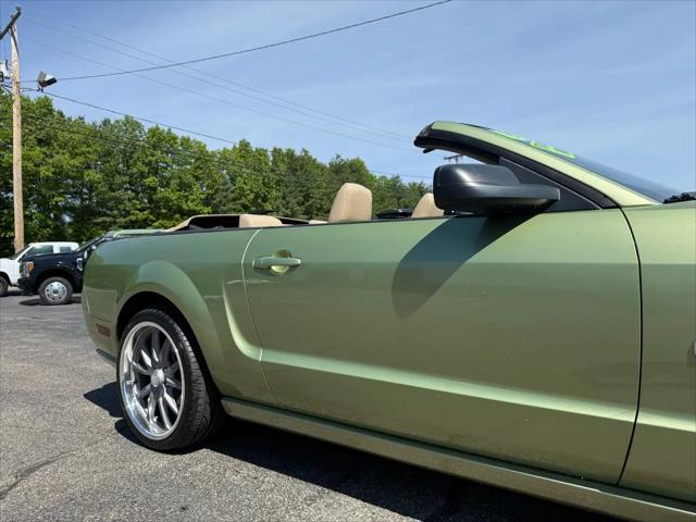 2005 Ford Mustang GT CONVERTIBLE 5 SPEED 14K MILES!!