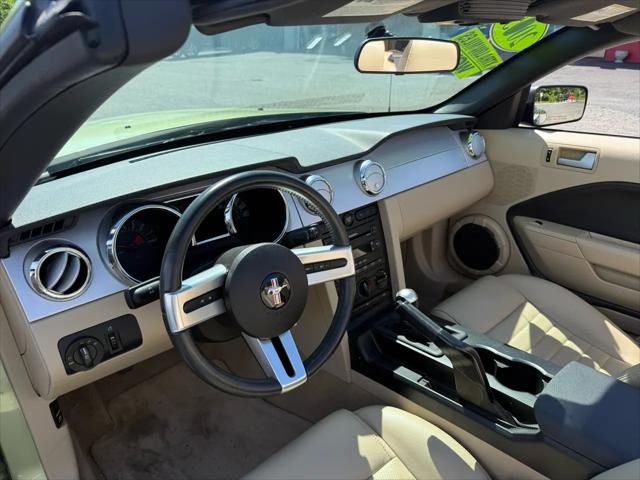 2005 Ford Mustang GT CONVERTIBLE 5 SPEED 14K MILES!!