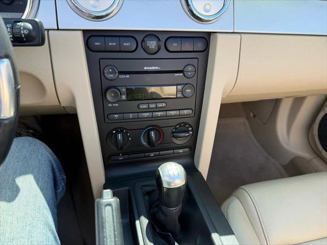 2005 Ford Mustang GT CONVERTIBLE 5 SPEED 14K MILES!!
