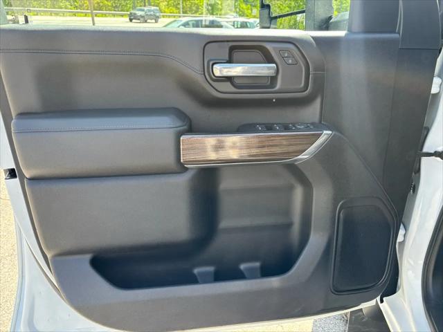 2022 Chevrolet Silverado 2500HD 4WD Crew Cab Standard Bed LT
