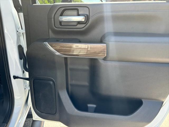 2022 Chevrolet Silverado 2500HD 4WD Crew Cab Standard Bed LT