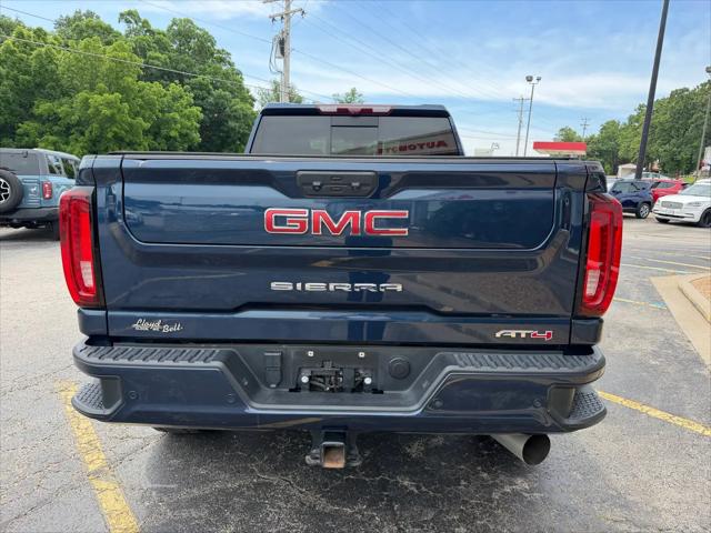 2022 GMC Sierra 2500HD 4WD Crew Cab Standard Bed AT4