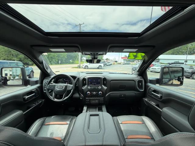2022 GMC Sierra 2500HD 4WD Crew Cab Standard Bed AT4