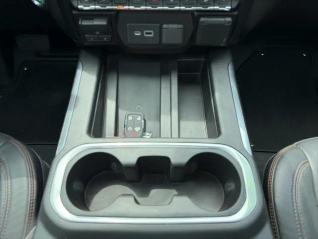 2022 GMC Sierra 2500HD 4WD Crew Cab Standard Bed AT4