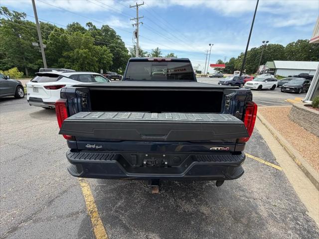 2022 GMC Sierra 2500HD 4WD Crew Cab Standard Bed AT4