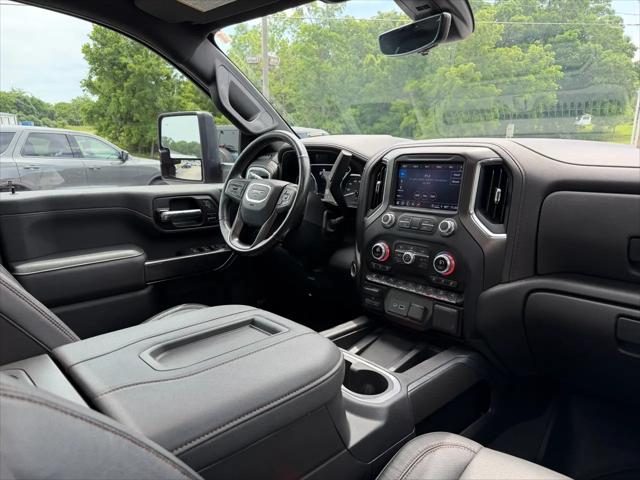 2022 GMC Sierra 2500HD 4WD Crew Cab Standard Bed AT4