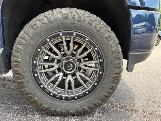 2022 GMC Sierra 2500HD 4WD Crew Cab Standard Bed AT4