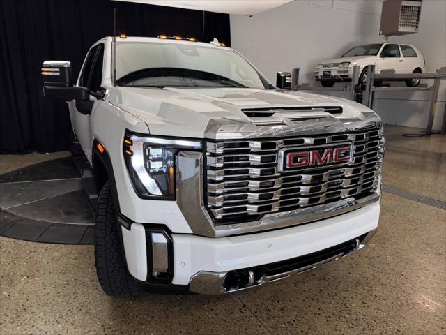 2026 GMC Sierra 2500HD Crew Cab, Standard Bed, Denali, 4WD