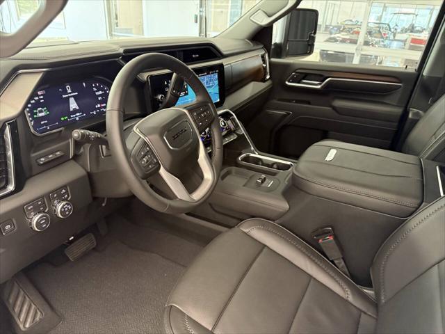 2026 GMC Sierra 2500HD Crew Cab, Standard Bed, Denali, 4WD