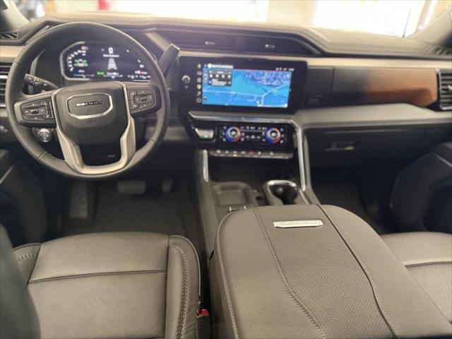 2026 GMC Sierra 2500HD Crew Cab, Standard Bed, Denali, 4WD