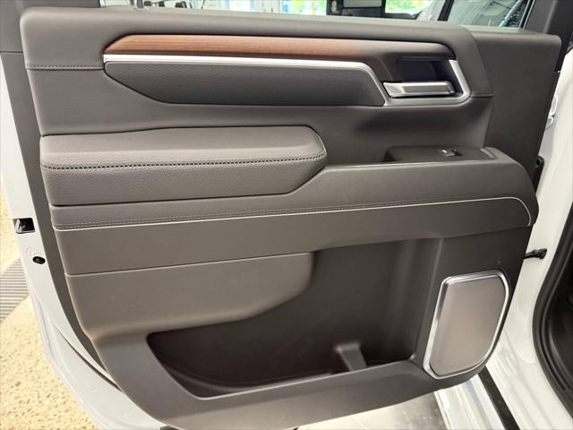 2026 GMC Sierra 2500HD Crew Cab, Standard Bed, Denali, 4WD