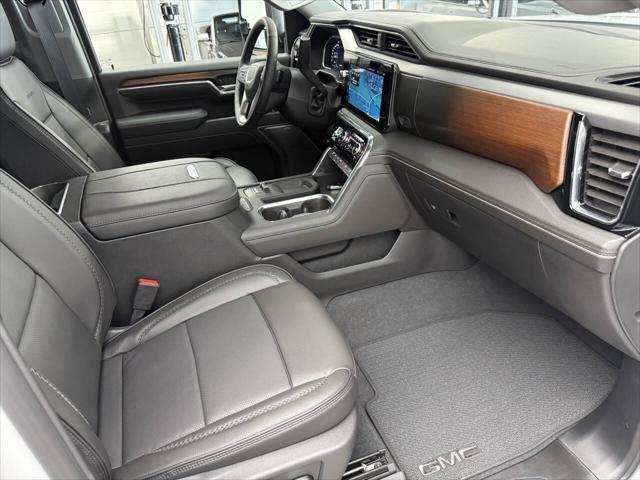 2026 GMC Sierra 2500HD Crew Cab, Standard Bed, Denali, 4WD