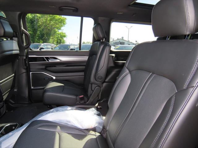 2026 Jeep Grand Wagoneer Upland 4x4