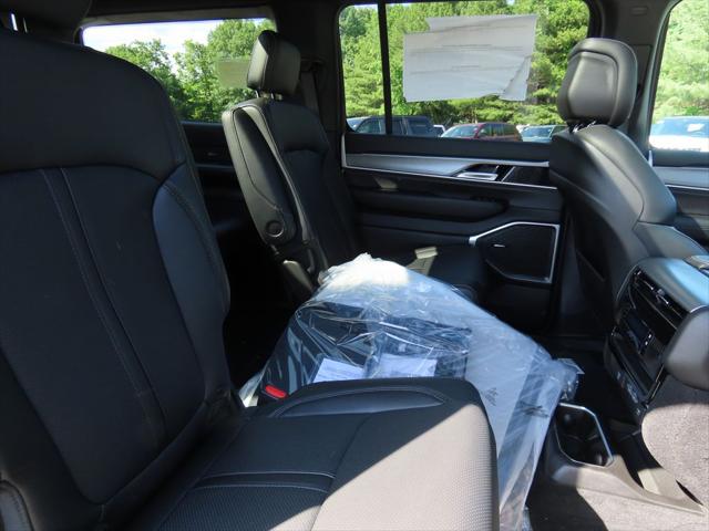 2026 Jeep Grand Wagoneer Upland 4x4