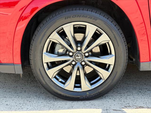 2023 Lexus UX 250h F SPORT Handling
