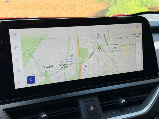 2023 Lexus UX 250h F SPORT Handling