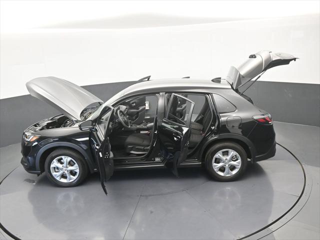 2025 Honda HR-V 2WD LX