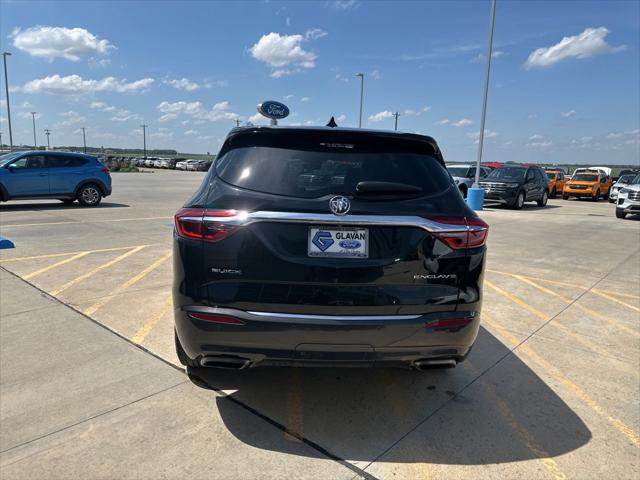 2018 Buick Enclave Essence