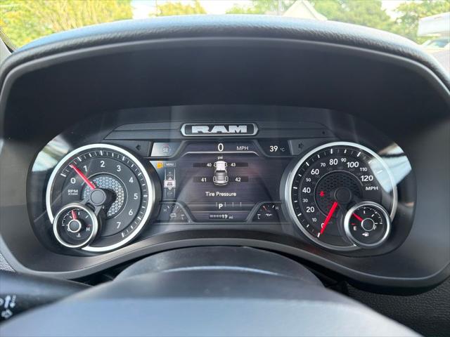 2026 Ram 1500 Express Crew Cab 4x4 57 Box